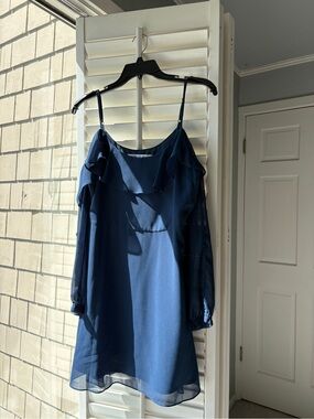 cupcakes & cashmere Navy Cold-Shoulder Ruffle Mini Dress